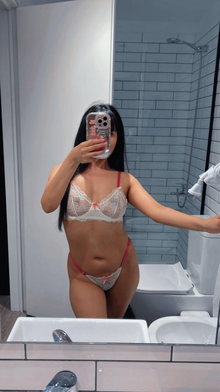 Queenvivi10