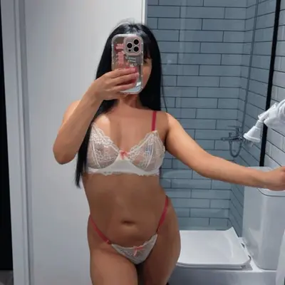 Queenvivi10