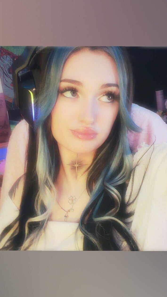 ӾØ