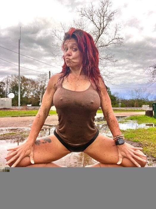 Redneckbaddie4u
