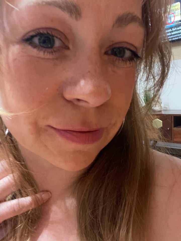 Redwife2904