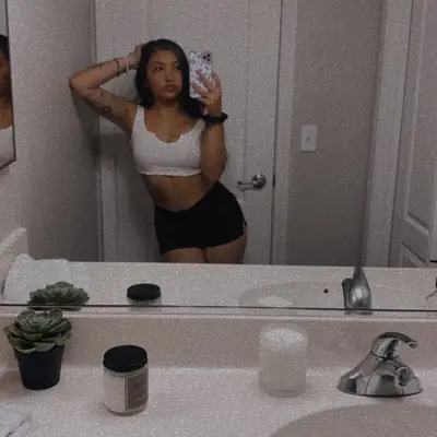 Rhiiii896