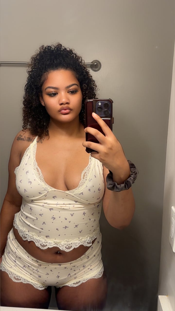 Riyahnae8