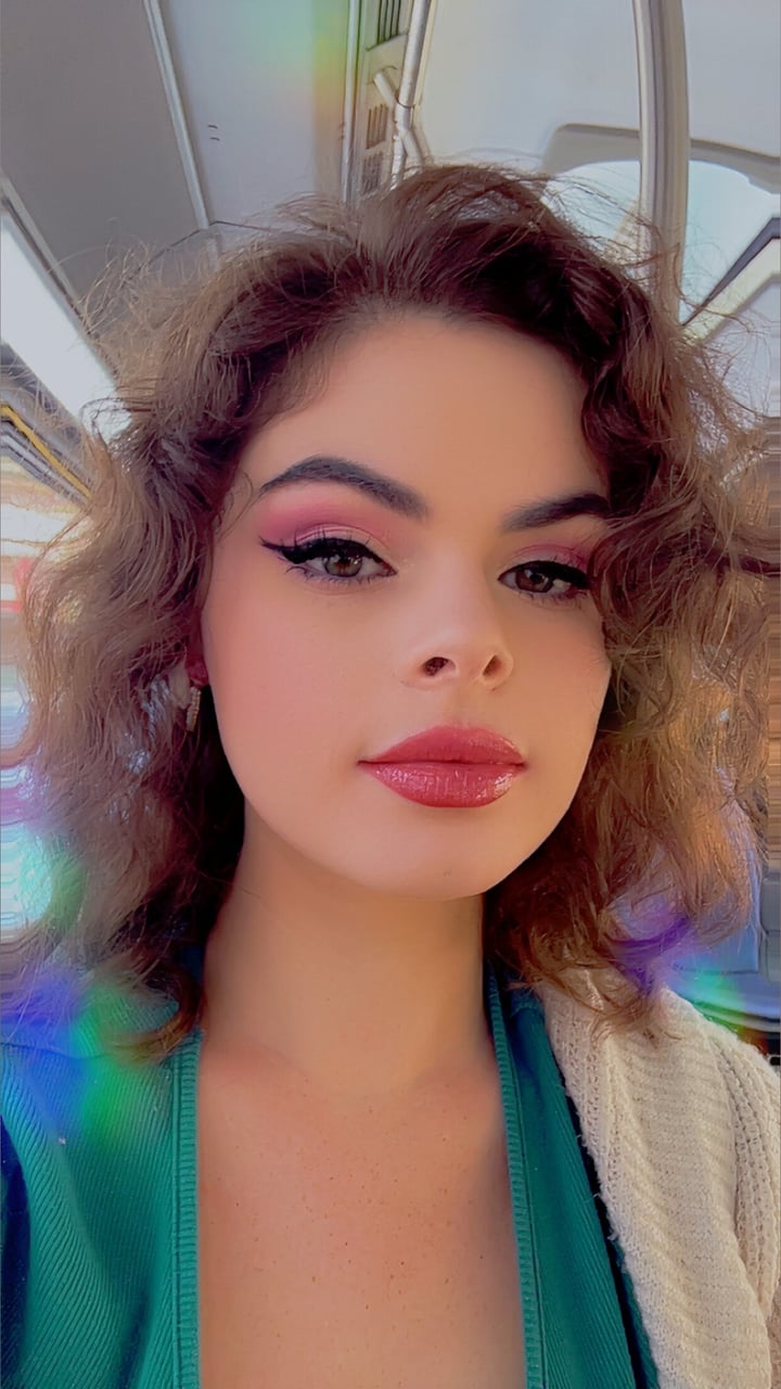 Roseanne Castillo