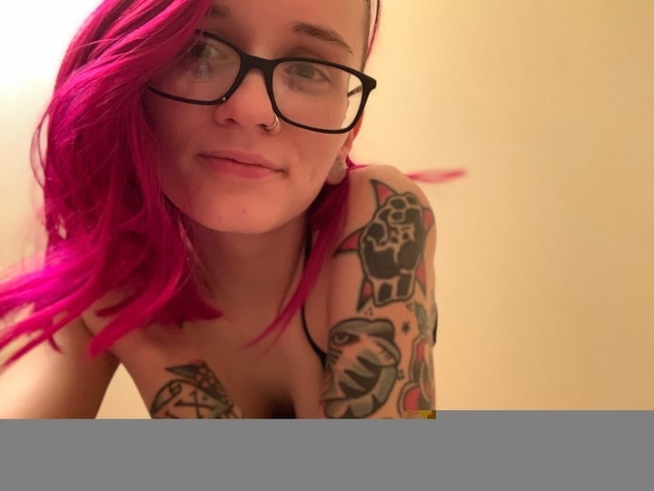 Roxannered