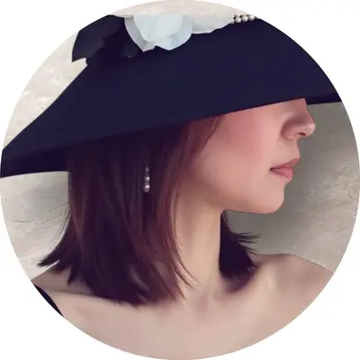 Sae, a Widow
