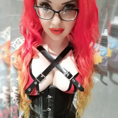 Saffireroxx