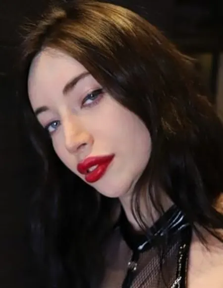 Sasha de Sade