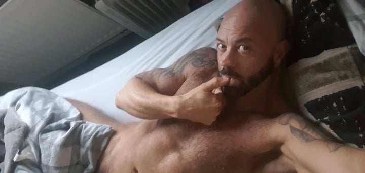 Scotthanders37