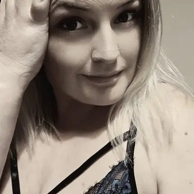 Sexi Becca