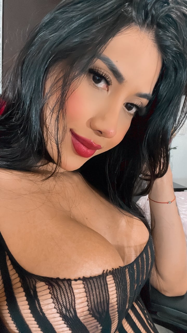 Sexysarasweet