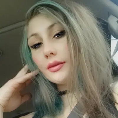Shycollegegirl