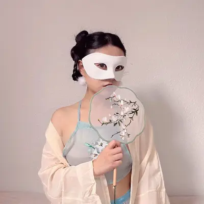 Shy Fox