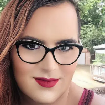 Sissybrie1