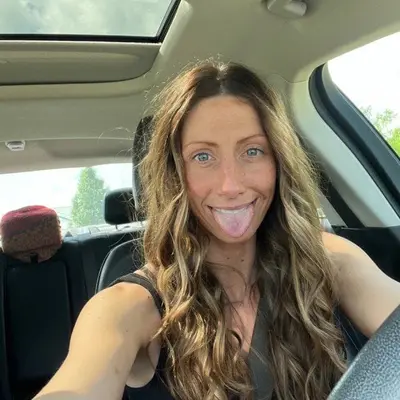 Skyehotwife