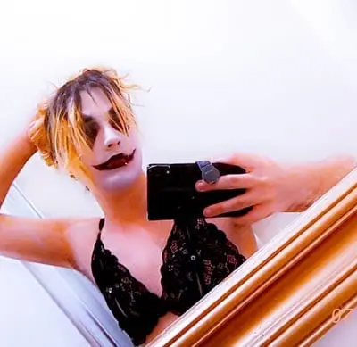 Skyealanagrey