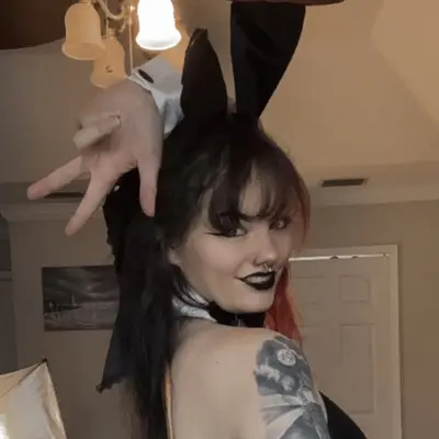 Skylaraynesgray