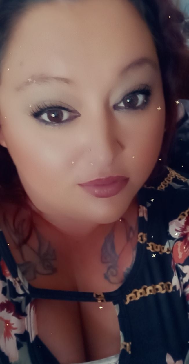 Sneakymimixoxo