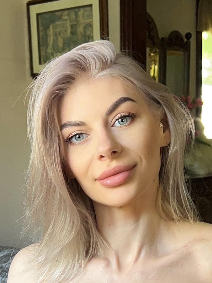 Sofia White