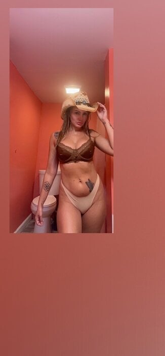 Stephaniemarieeee