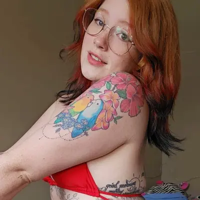 Strawberryyfoxie
