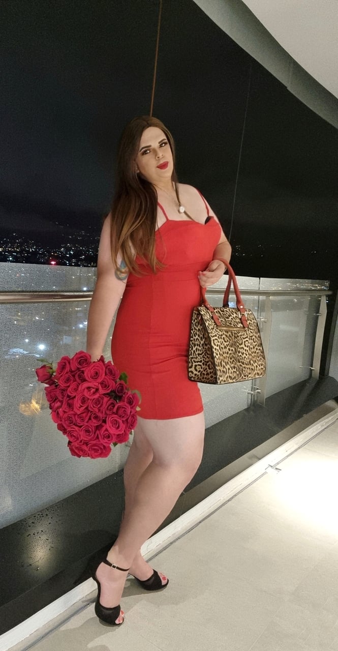Sussy Brizuela ts