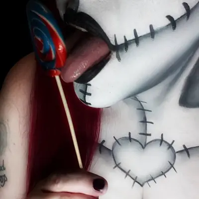 Theclowngirl
