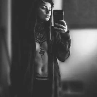 Thedevyngrey