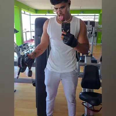 Thehotboy77