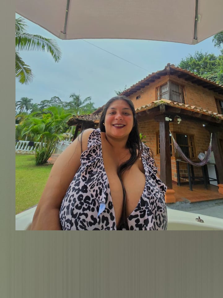 Thequeensusana