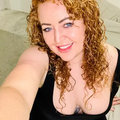 Thescarlettsays