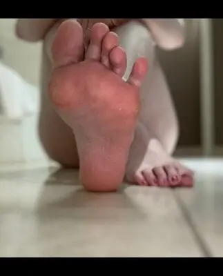 Theselilpiggie6