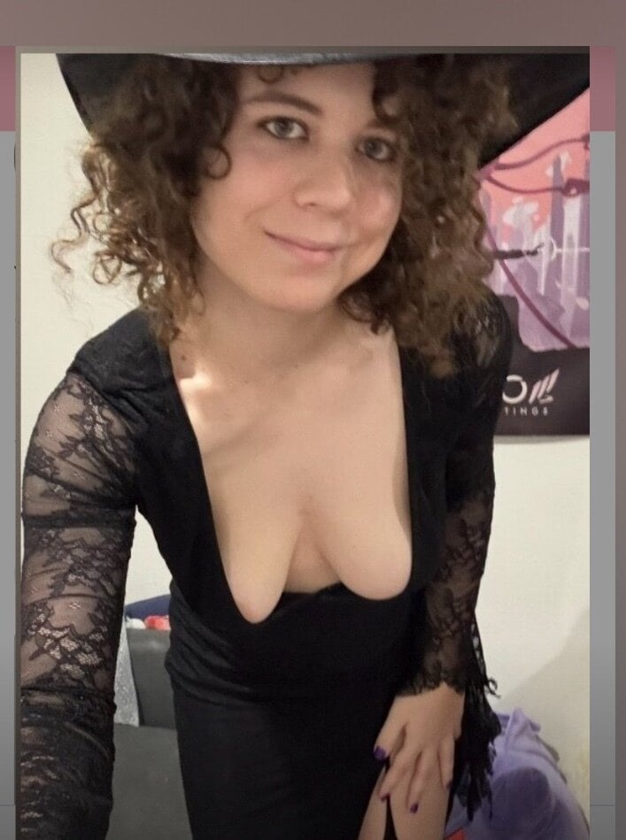 Veronica Snow