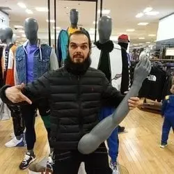 Tommymackz