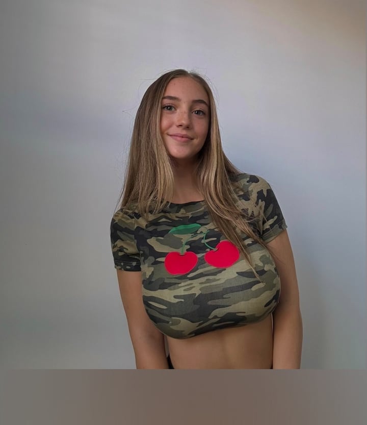 Tori Trevino😋