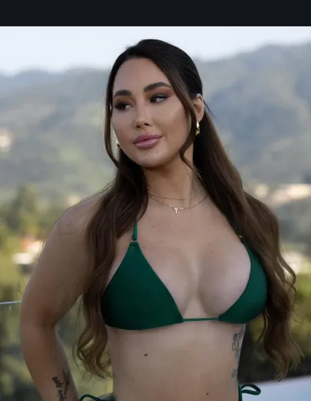 Tay