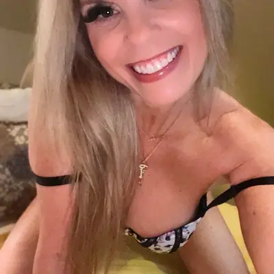 Trophywifeycb