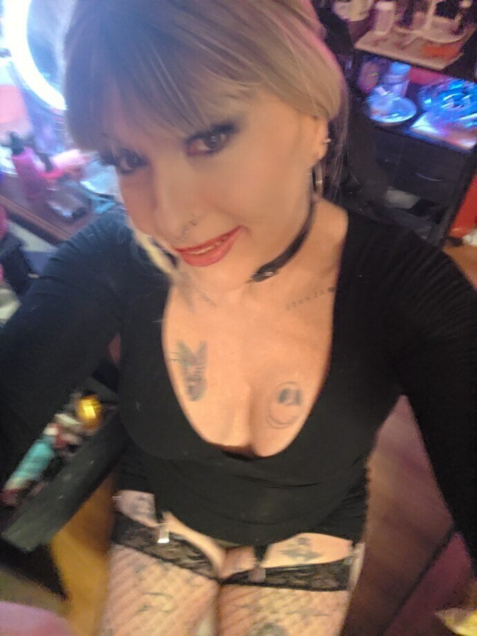 TsLaceDevine