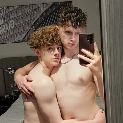 Twinkycouple