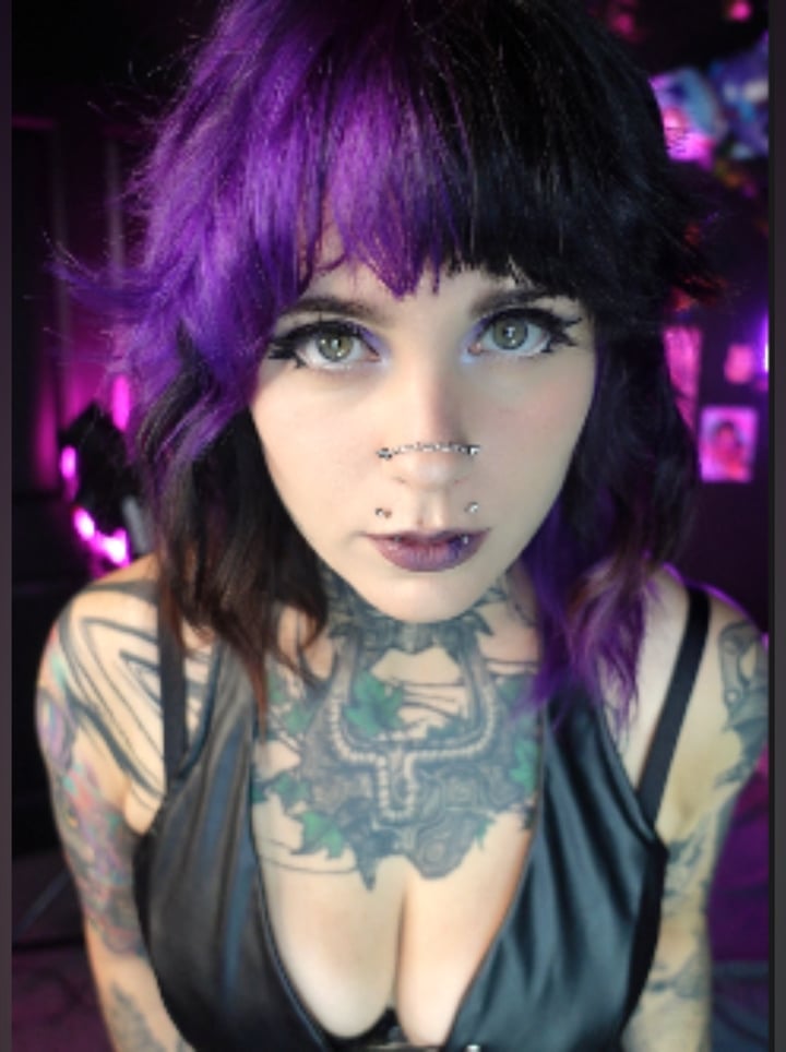 Laheldoll BIG TITTY GOTH GF