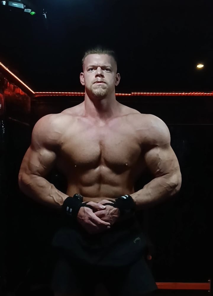 FlexSilverback