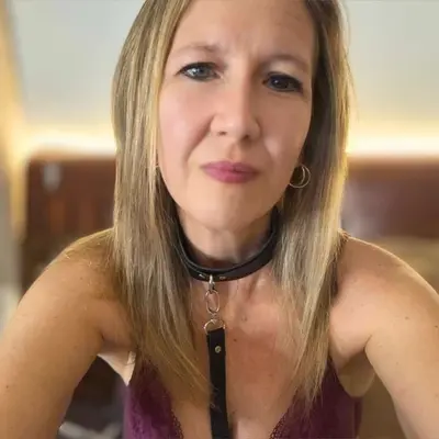 YourNaughtyNeighbors 🔥💋