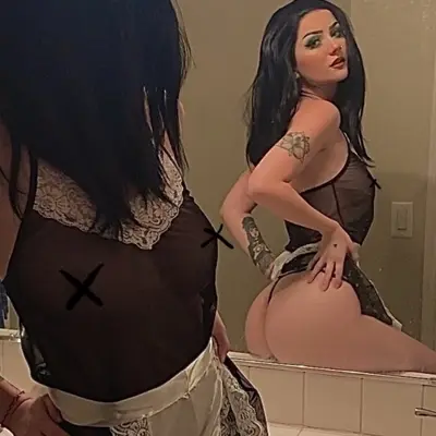 Underboobgoddess