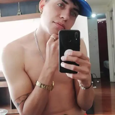 Vanny D Phiineas