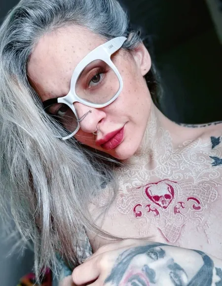 Vanp 🖤 split tongue &amp; Custom queen 👸