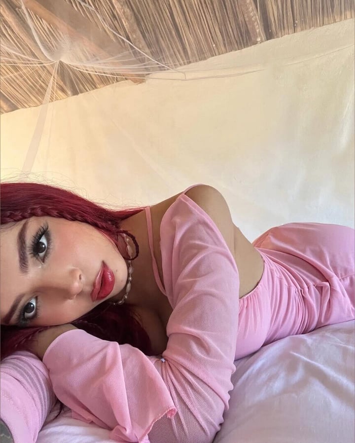 Victoria Julia