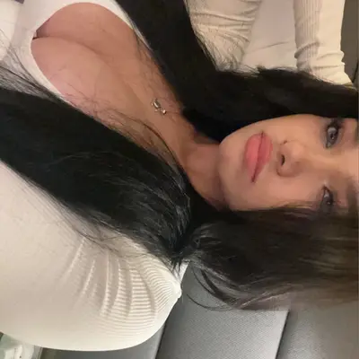 Victorialeeann