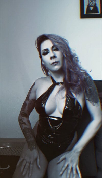 Violettenightshadexx