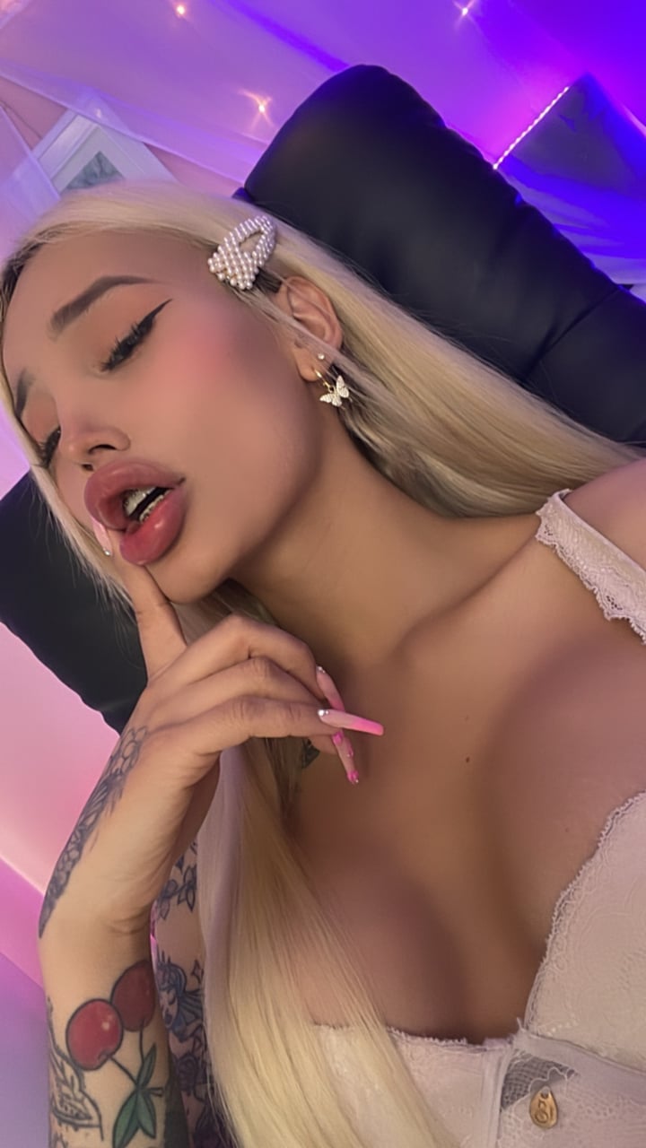 Violetweeknd