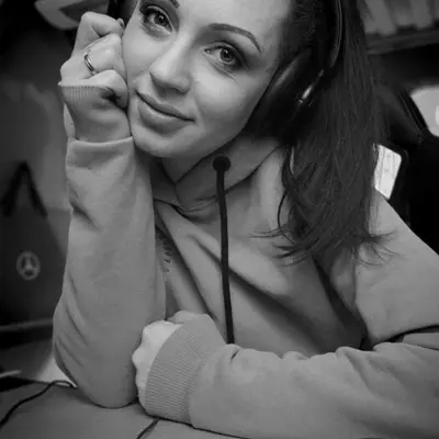 Vrsexgirl